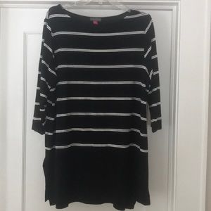 Vince Camuto tunic top.  Like new!